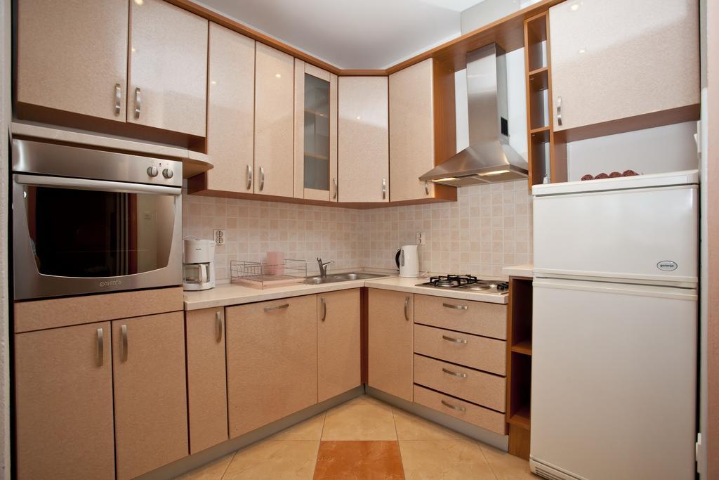 Apartments Daniela Makarska Habitación foto